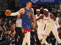 IM竞技体育平台-传球至上，约基奇助掘金征战鹈鹕，全队护卫荣耀