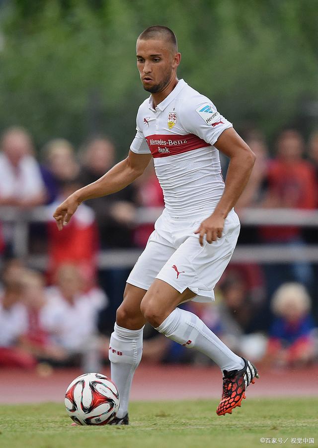 包含斯图加特球队遭遇连败，形势堪忧的词条