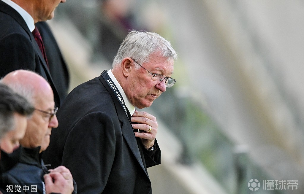 爵士队主教练谴责球队表现，严厉批评失误的简单介绍