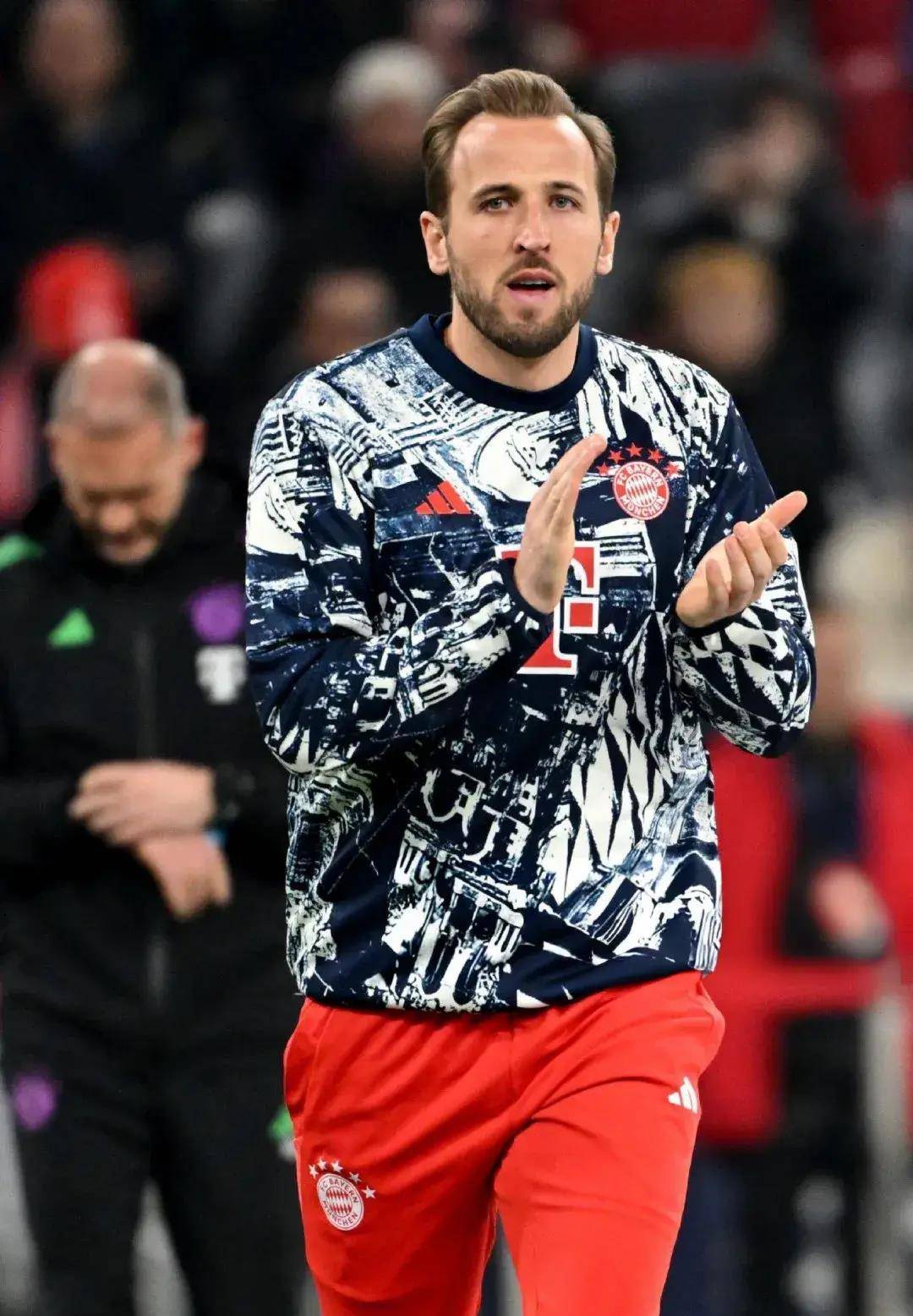 拜仁慕尼黑晋级欧冠半决赛，队内伤病堪忧的简单介绍