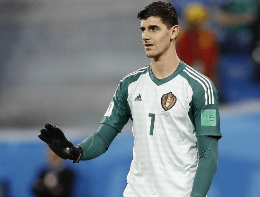 卡迪斯门将表现神勇，稳固球队防线的简单介绍