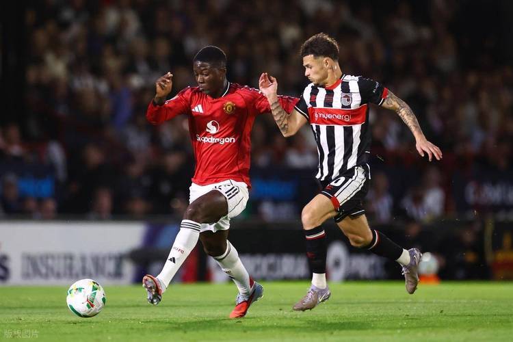 关于维拉客场大败，英超降级危机愈发严峻的信息