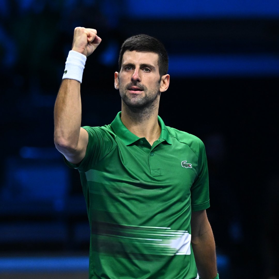 包含马伦斯队球员勇猛奋战，锁定比赛胜局的词条