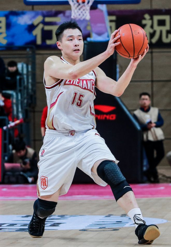 关于沈阳东进客场惨败，难以扭转颓势的信息