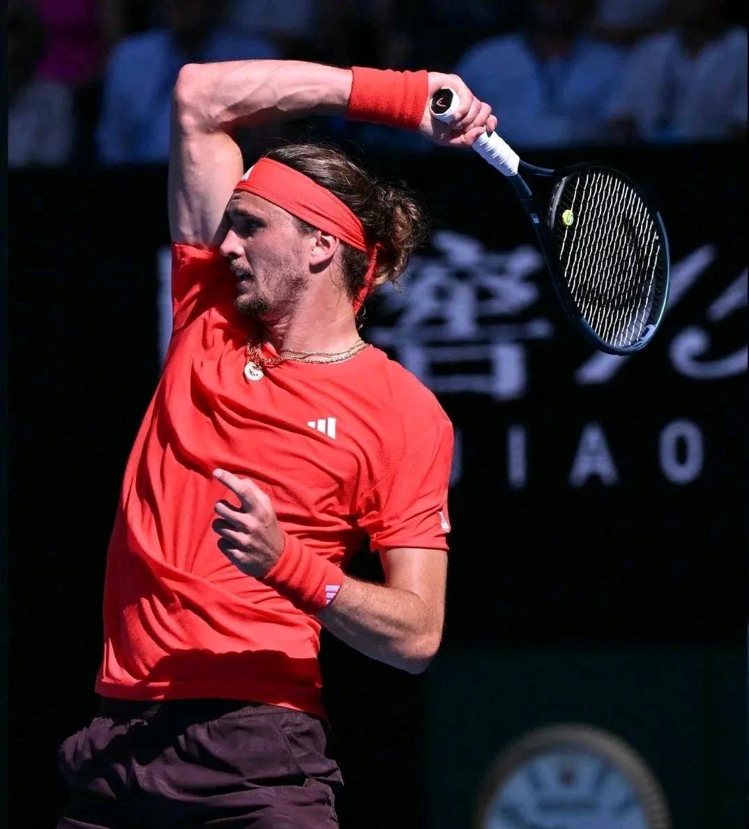 世界网球队险胜澳大利亚网球队，兹维列夫打破历史纪录的简单介绍