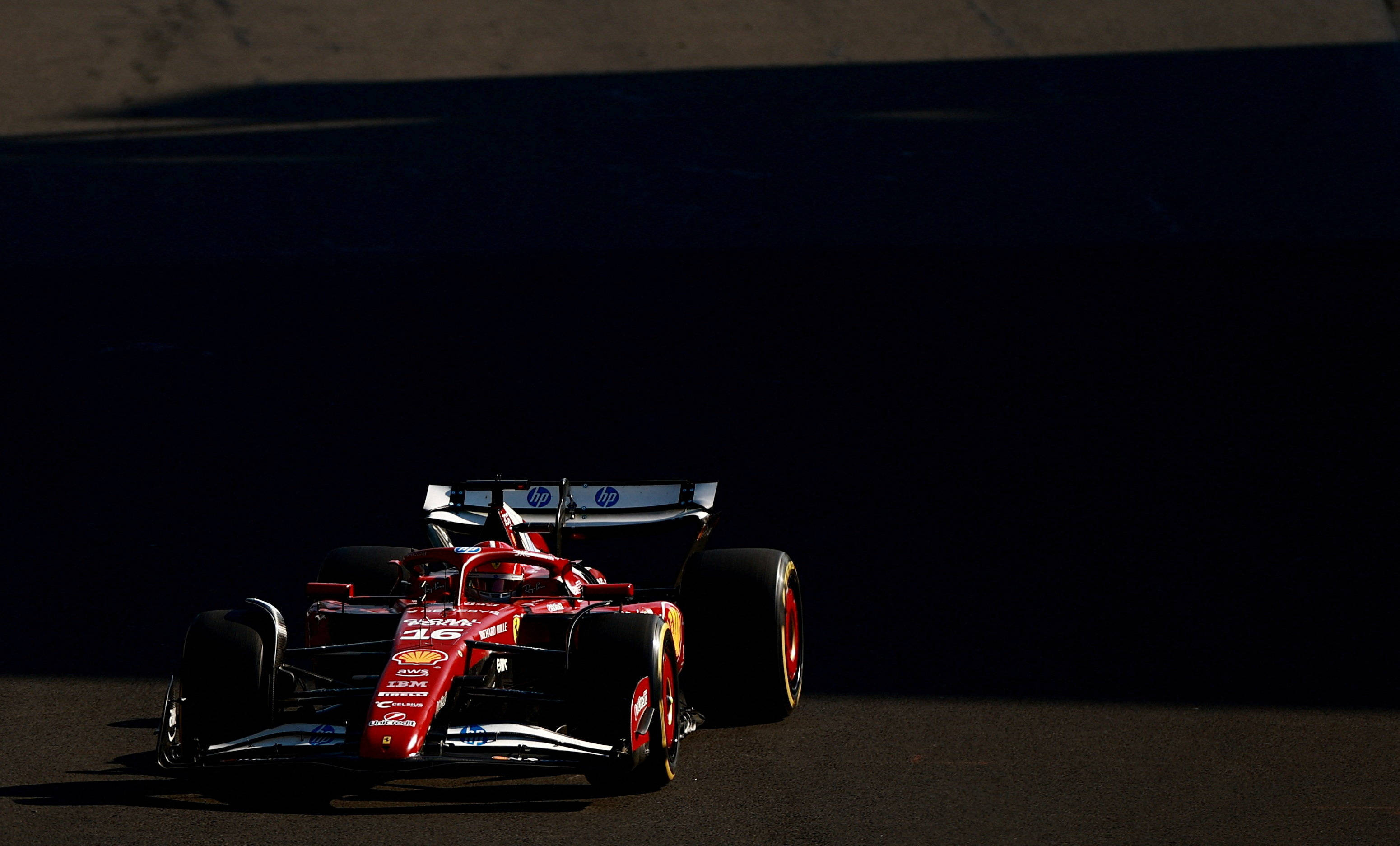 红牛车队完胜阿斯顿马丁，诺里斯刷新纪录