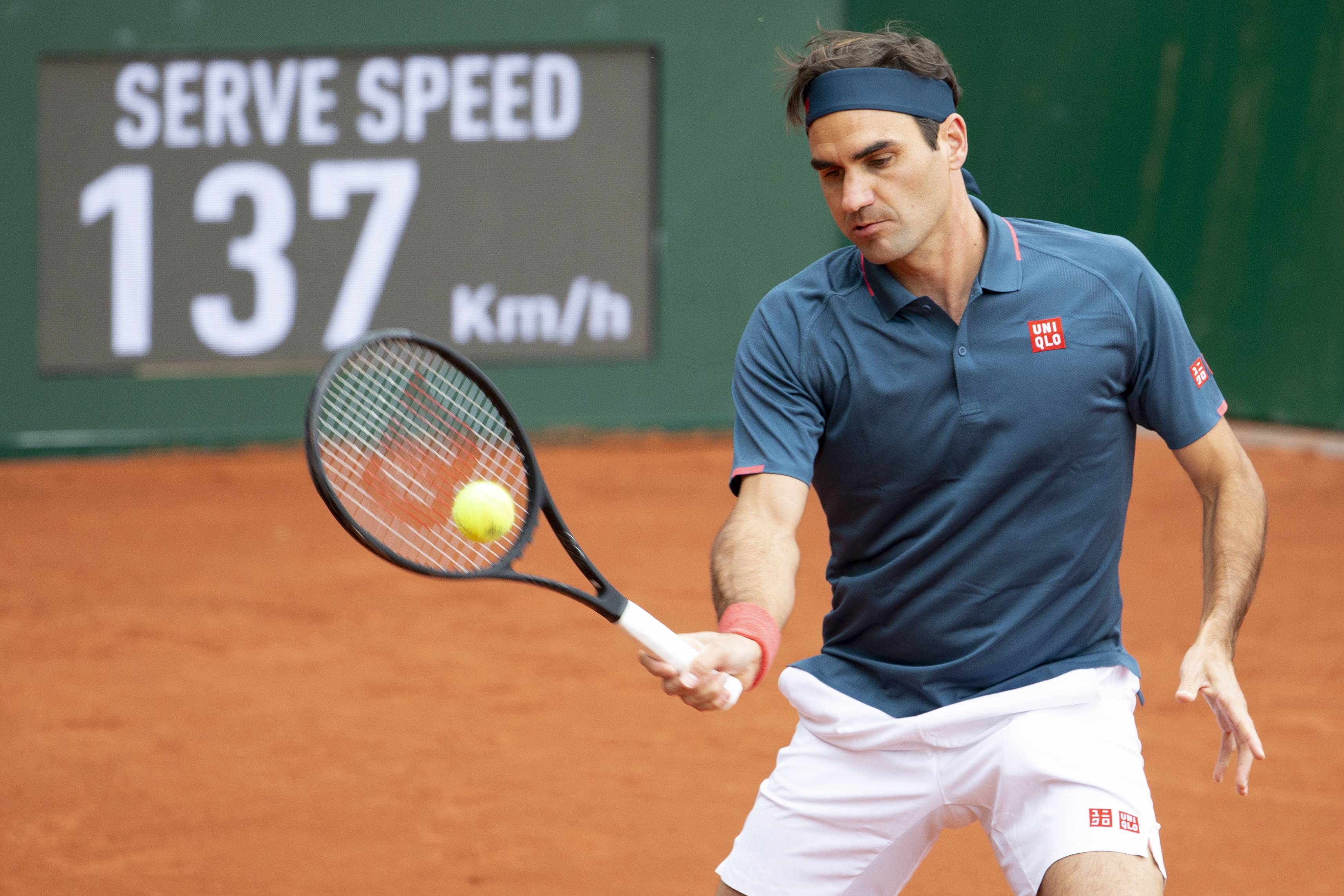 西班牙网球队强势日本网球队，费德勒三分雨点燃全场的简单介绍